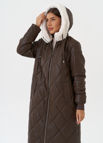 Пуховик из эко кожи с капюшоном