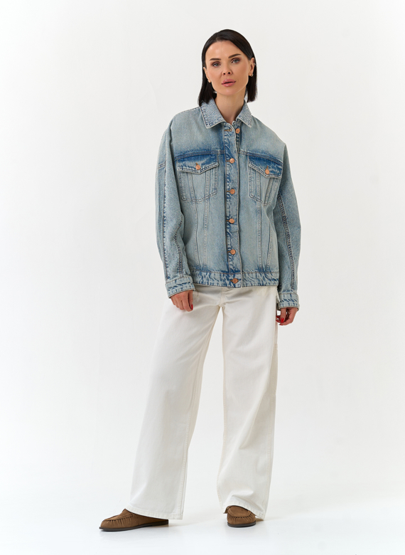 Женская джинсовая куртка со стразами