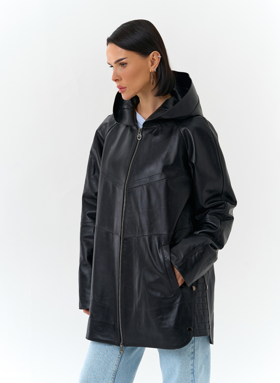 Женская куртка из натуральной кожи с капюшоном