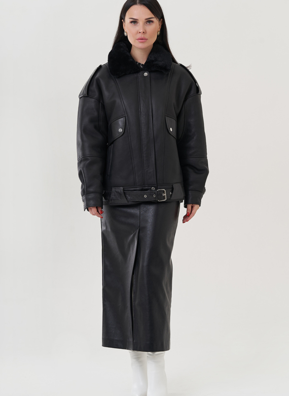 Женская дубленка черного цвета 