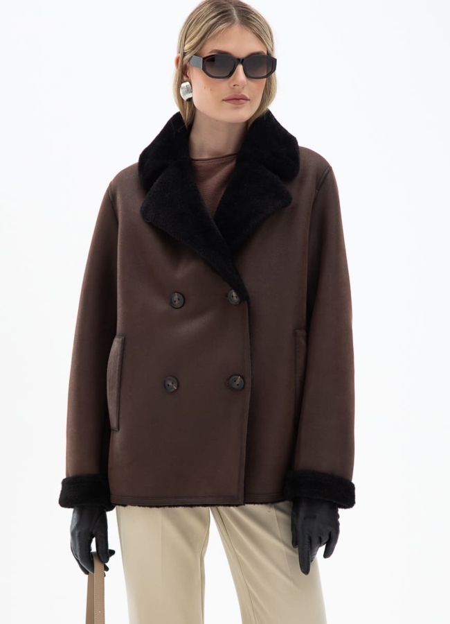 Женская двухсторонняя дубленка из эко кожи с английским воротником модель № 31868 меха малина