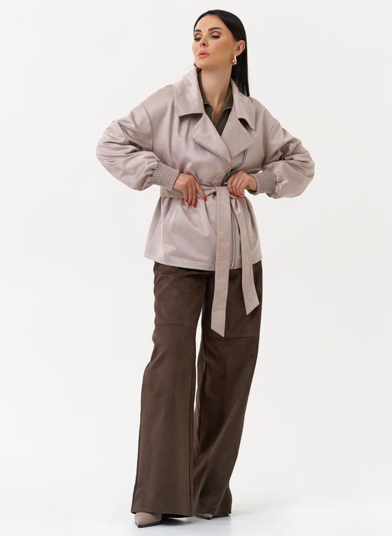 Женская куртка из эко замши с поясом