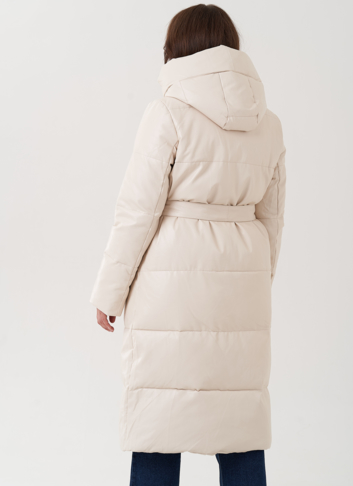 Пуховик из эко кожи молочного цвета с капюшоном