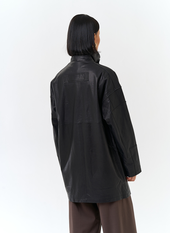 Женская удлиненная куртка из натуральной кожи