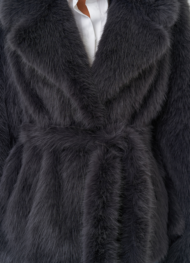 Женская шуба из эко меха с английским воротником модель № 31241 в кредит