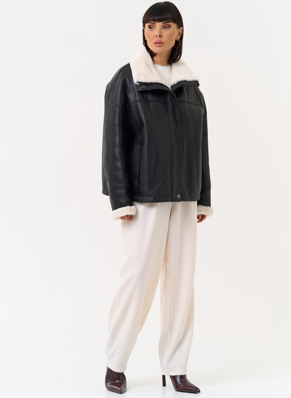 Женская натуральная дубленка черного цвета