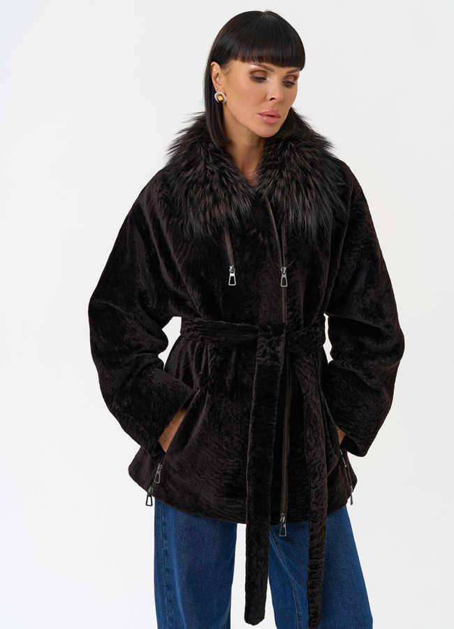 Дубленка натуральная с воротником из меха лисы модель № 31624 универмаг малина