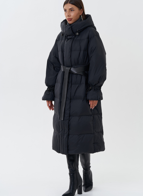 Женский пуховик с капюшоном