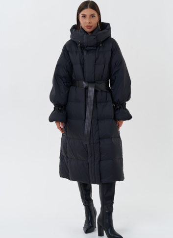 Женский пуховик с капюшоном