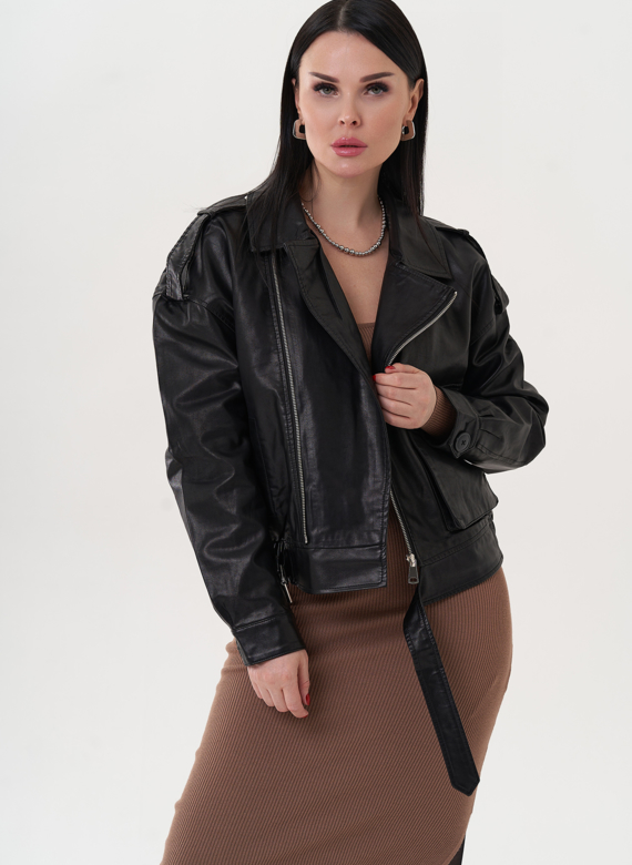 Куртка "бомбер" черного цвета из эко кожи
