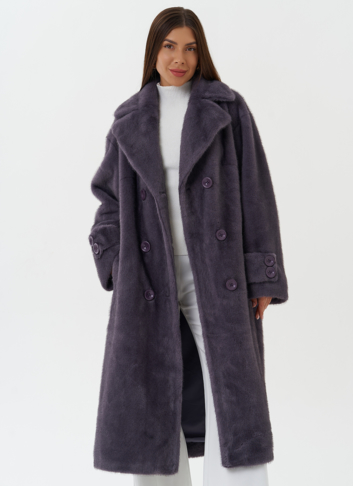 Длинное пальто из эко меха с поясом