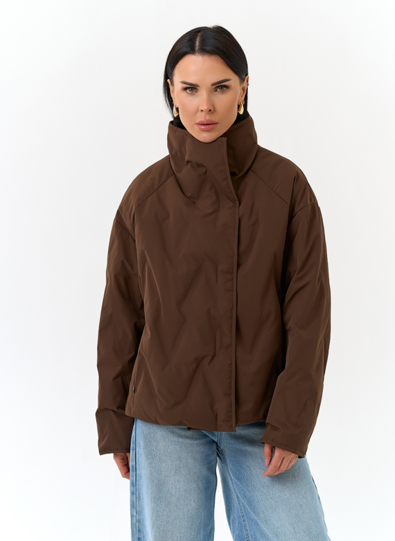 Женская куртка с воротником стойкой