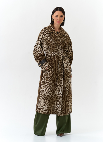 Женское пальто с анималистическим принтом