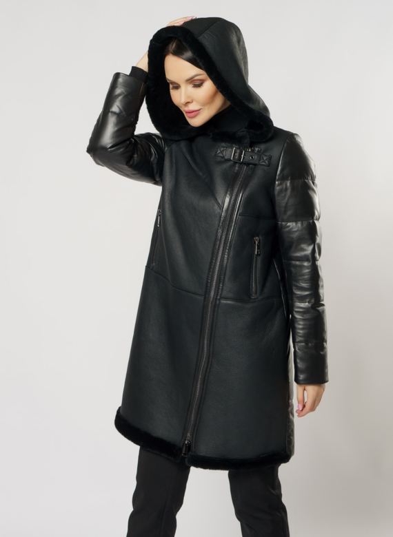 Куртка женская из натуральной кожи светло-бежевая, модель Z-2431