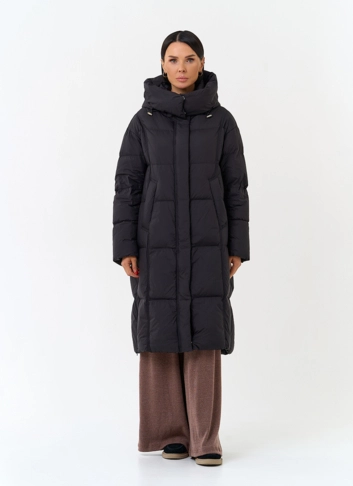 Женский пуховик с капюшоном